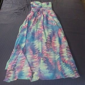 JS Boutique Criss-cross Ruched Watercolor Gown